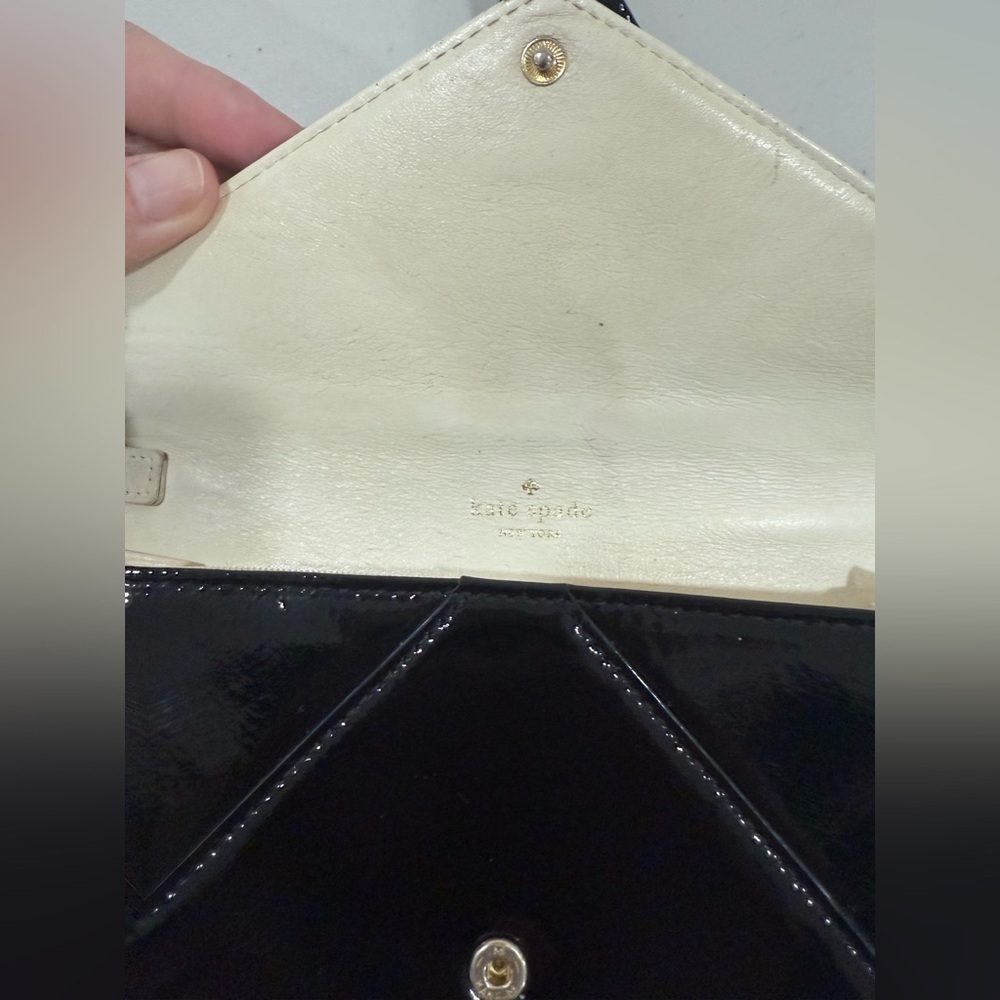 Kate Spade New York Kylie Crossbody Purse/ Wallet (see Photo) - Picture 5 of 9